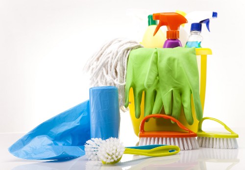 Specialist Brondesbury carpet cleaners restoring carpet appearance